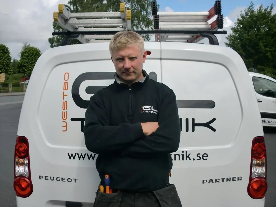 Peter Eidgärde – Elinstallation, Projektledning
